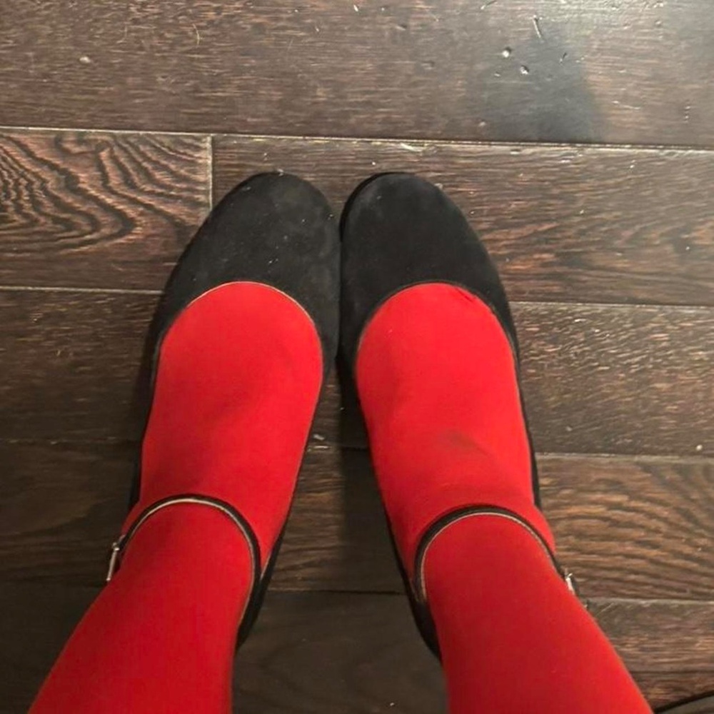 Marc Fisher Suede heels - Picture 3 of 5